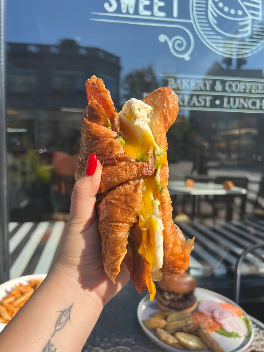 Egg Cheese Croissant